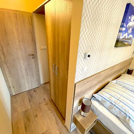 Unio Vendeghaz 3 Guest house *