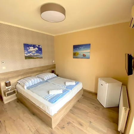 Unio Vendeghaz 3 Guest house