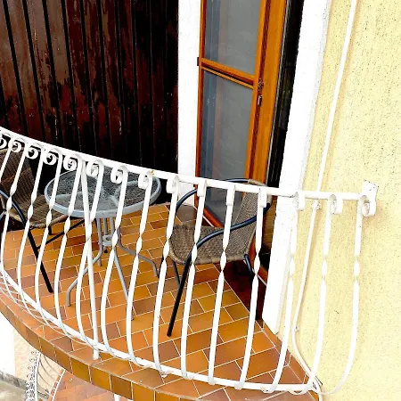 Unio Vendeghaz 3 * Siofok